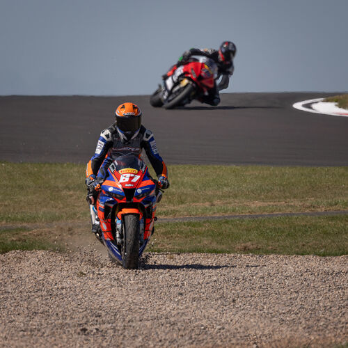 Mick Jelly Don't Follow Me !