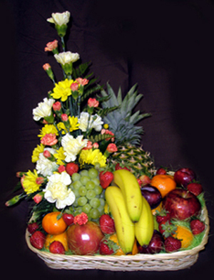 Flowers/Fruit Combi Basket
