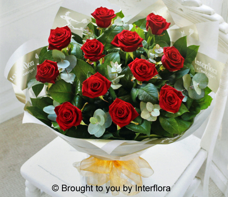 18 Heavenly Red Roses Hand-Tied LARGE : £75.00