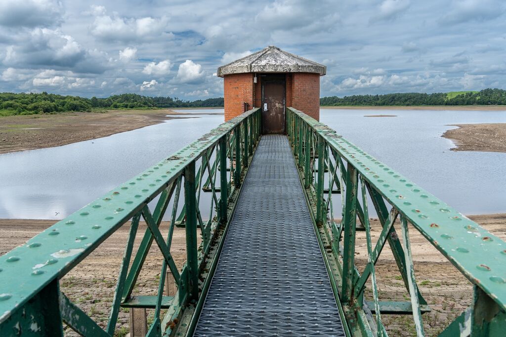 Intake tower