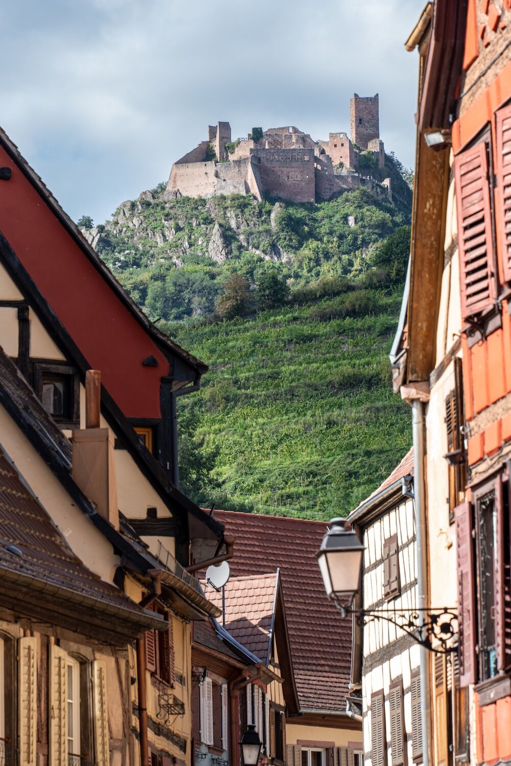 Chateau & street scene