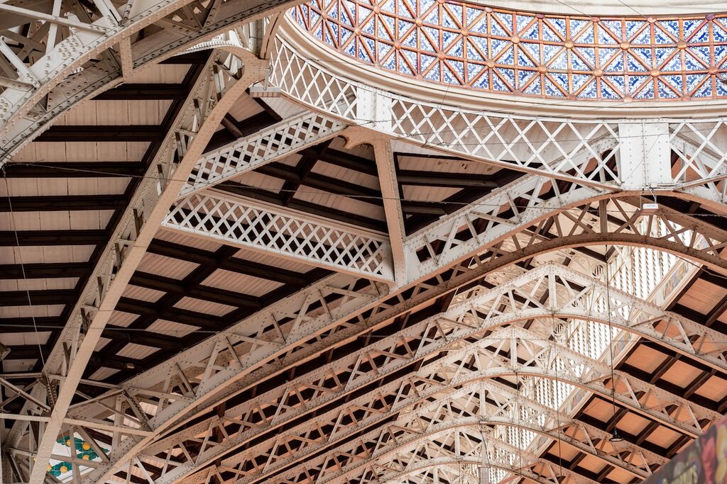 Ceiling of the Mercado Central