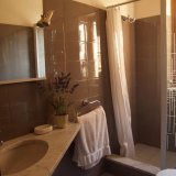 East House bathroom