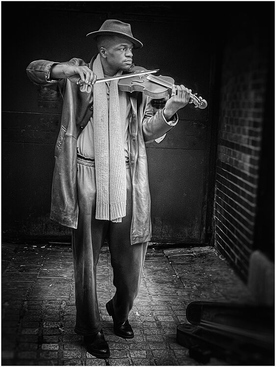 Violin busker - Mike Mason