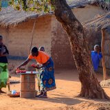 Tomatoes for sale, Mtunthama
