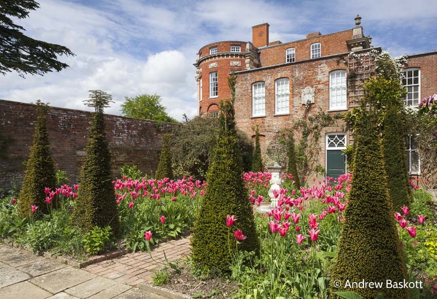 Cottesbrooke Hall