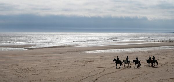 014 Riders on the Beach