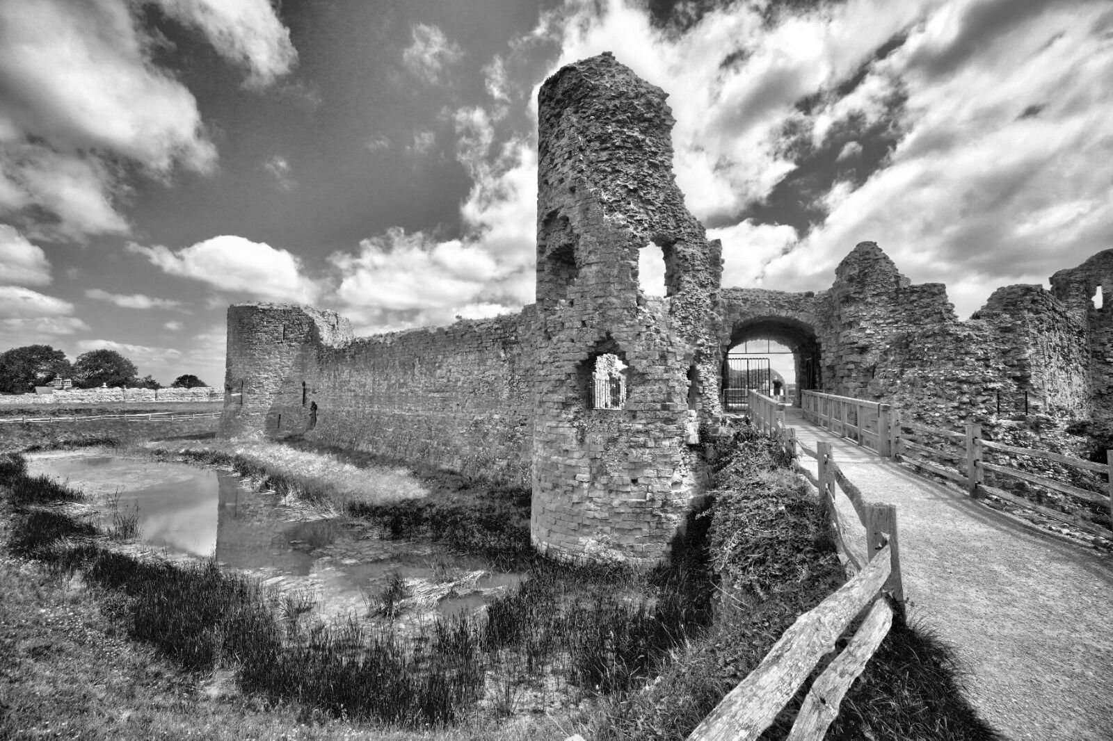 015 Pevensey Castle