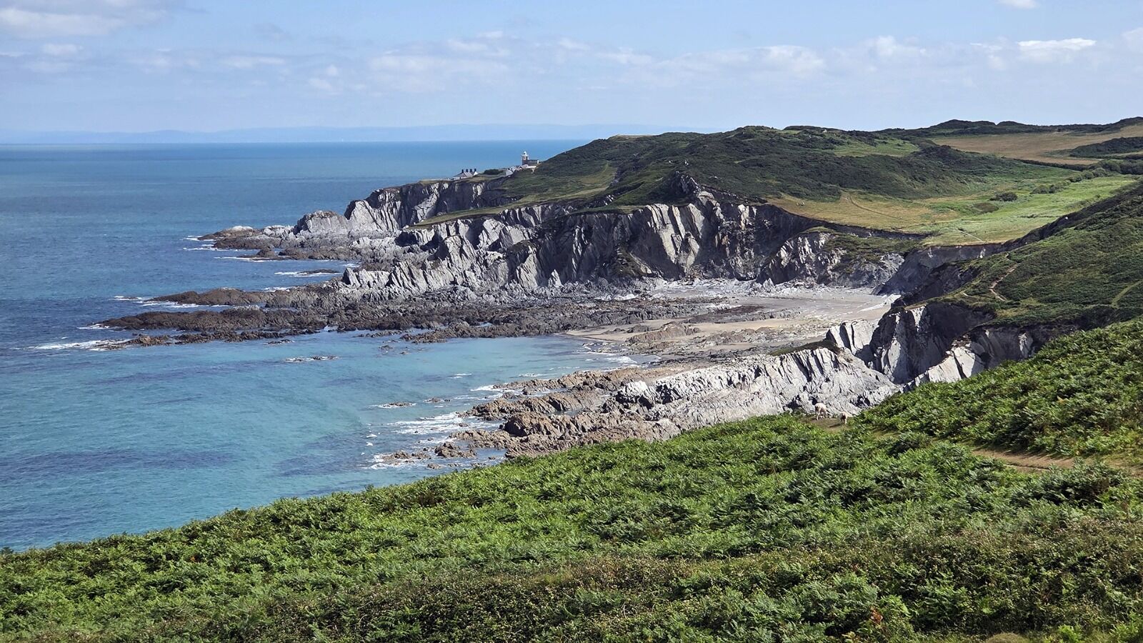 020 Rockham Bay and Bull Point lighthouse