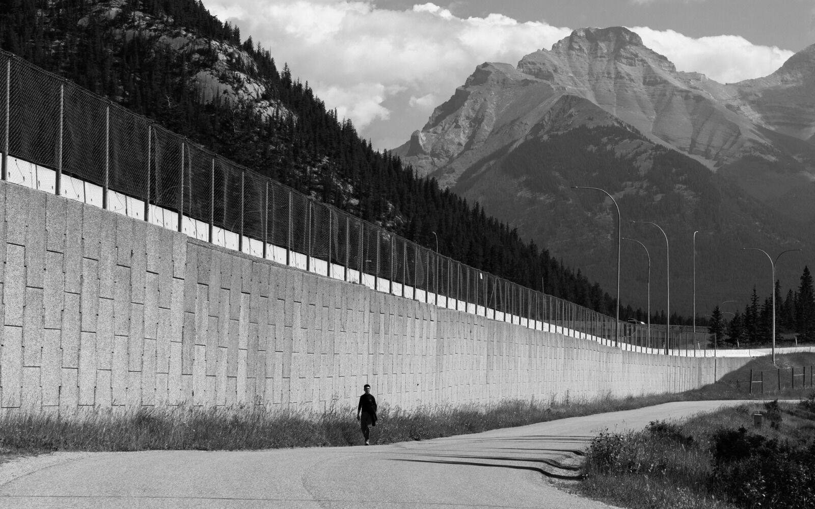 020 The long wall The long walk