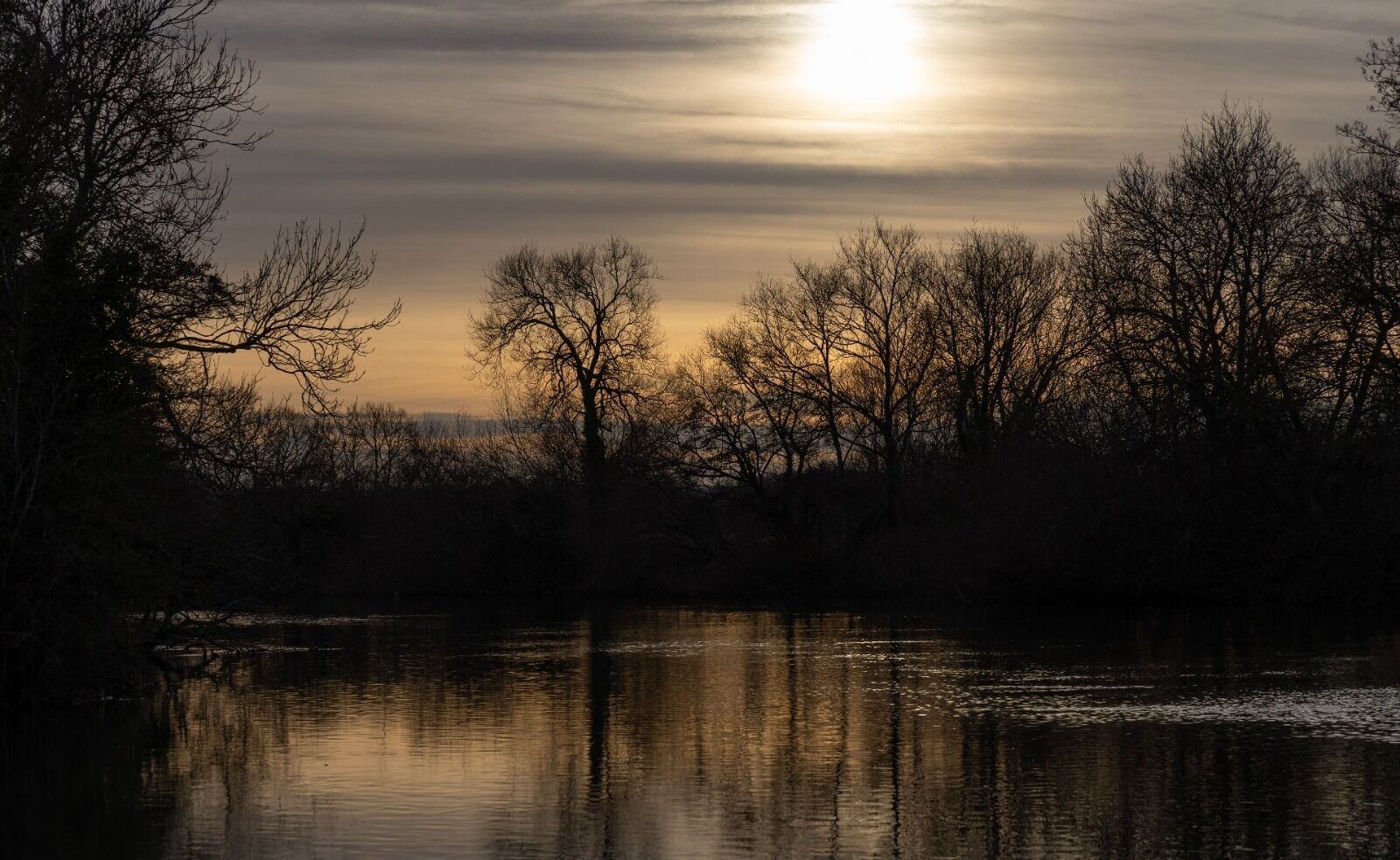 022 Thrupp sunset