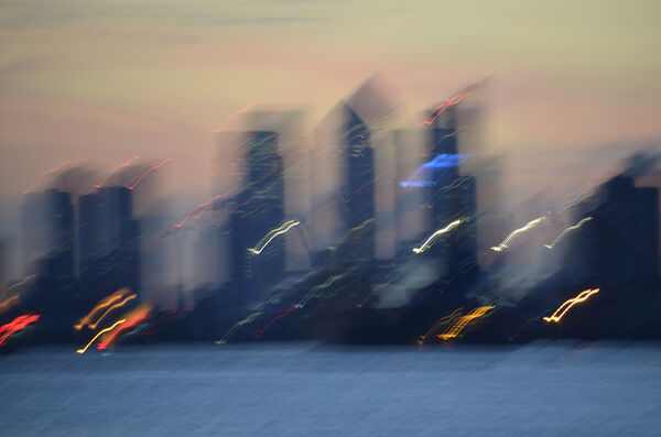 4 Dancing Lights