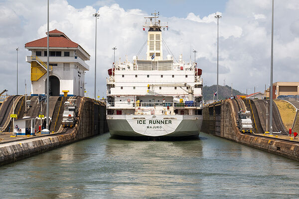 10 Panama Canal Transit
