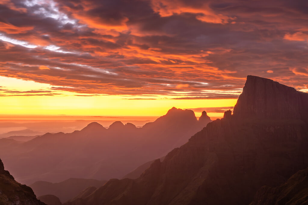 Pre dawn colours at North Peak