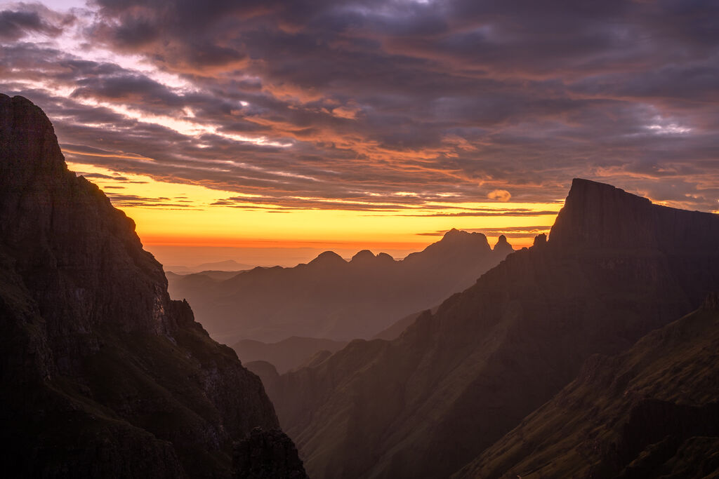 Pre dawn at the head of Rockeries Pass
