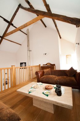 Kidwelly-Farm-Holiday-Cottages-(7)