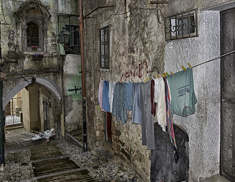 Alleyway with washing