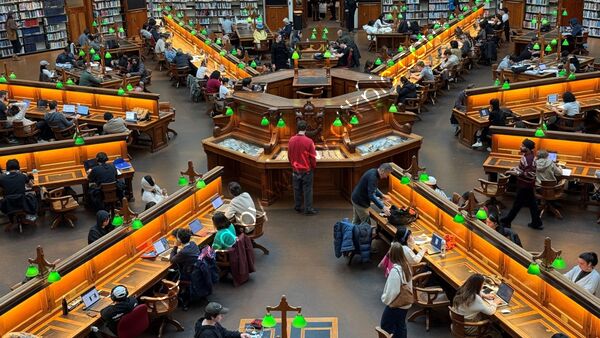 1st Place - People studying, Melbourne Library By Dave Varney