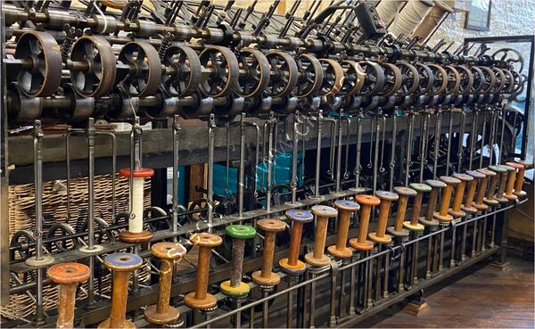 Challenge INDUSTRIAL - 3rd place - Spinning Machine, By Dave Varney