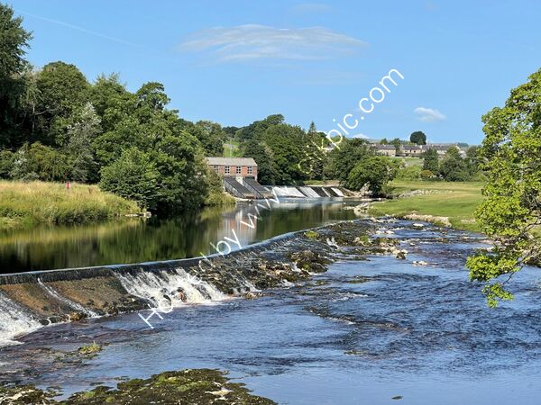 Highly Commended - PDI - The river the wanderer Grassington By Sheena Renton