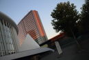 Le parvis de la Philarmonie au couche de soleil
