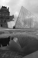 Pyramide du Louvre 3