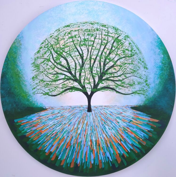 Tree Singing to the Wind