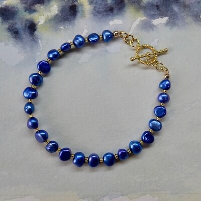 Pearl Nuggets with Gold Vermeil Toggle £35