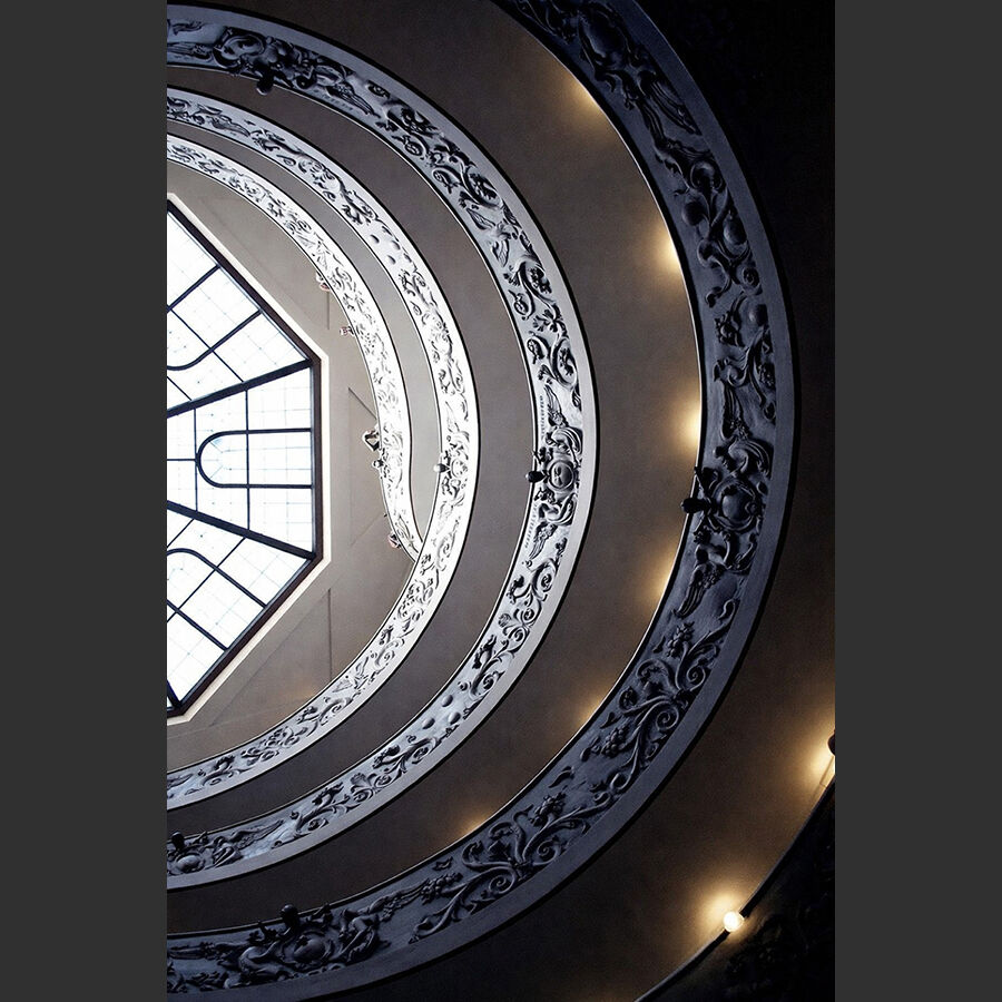 Com - Vatican Musuem Spiral C