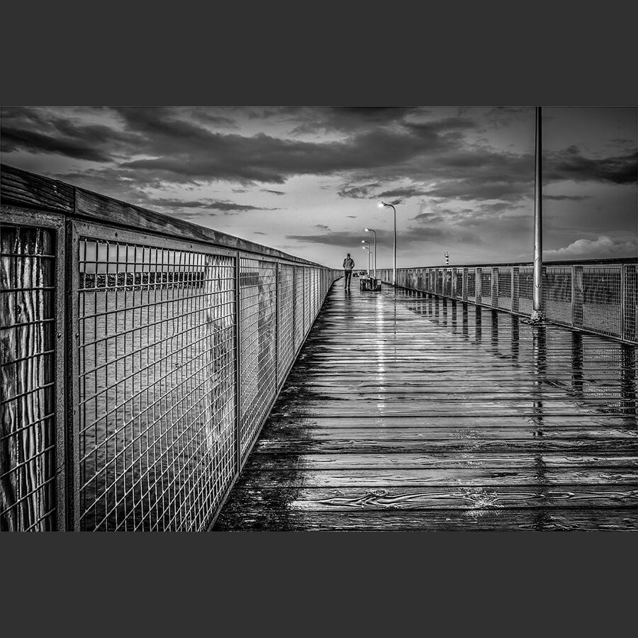 Com On Amble Pier - Tony Wright