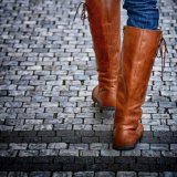 18 THESE BOOTS ARE MADE FOR WALKING by Nancy Sinatra - Richard Burn