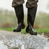 18 MAKING A SPLASH by Katrina Wilson