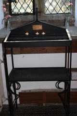 Tea light stand