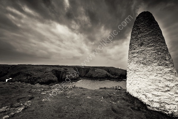 74 Porthgain Harbour Markers