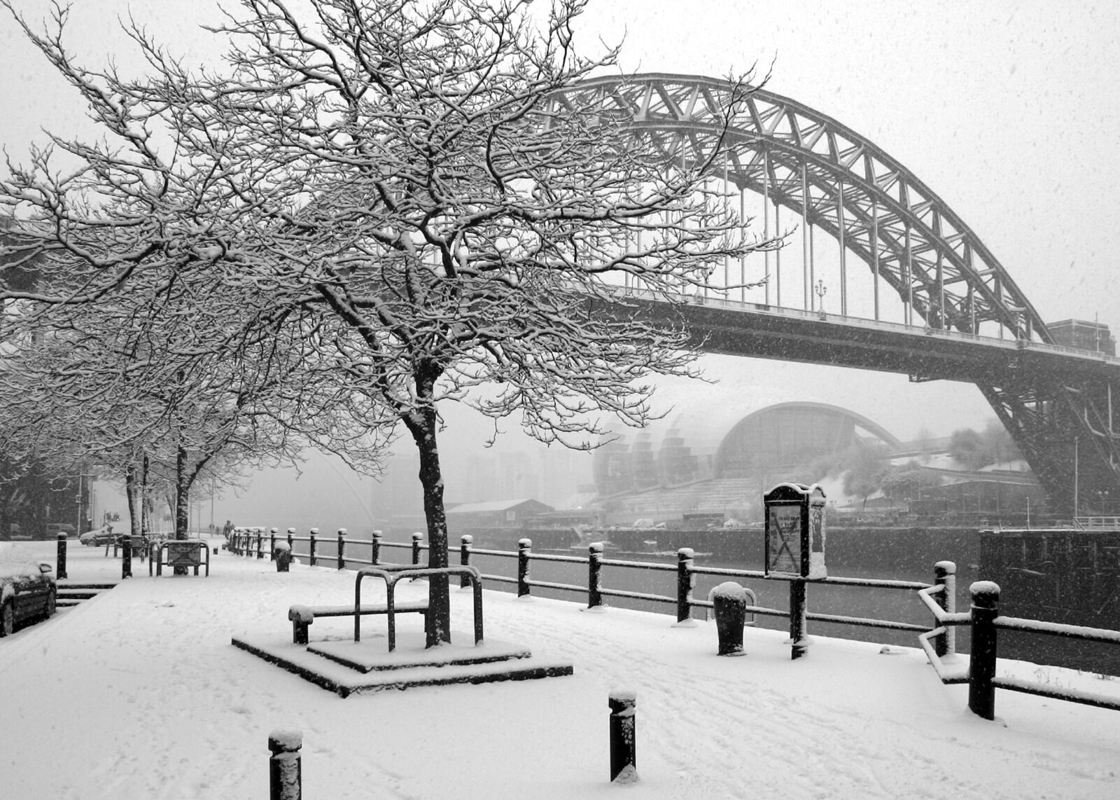Newcastle Tyne Bridge New Years Day 2010