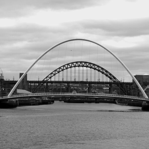 Quayside 5 Bridges