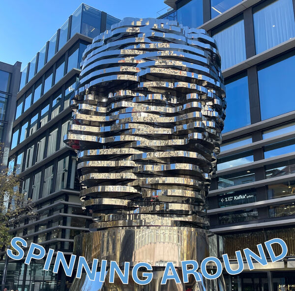 Carolyn - Spinning Around