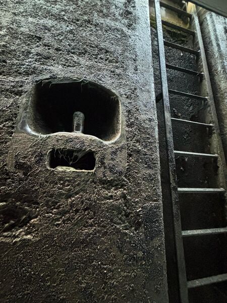 9- Shadows down in Danube Lock