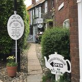 Cobbles Tea Room Calls