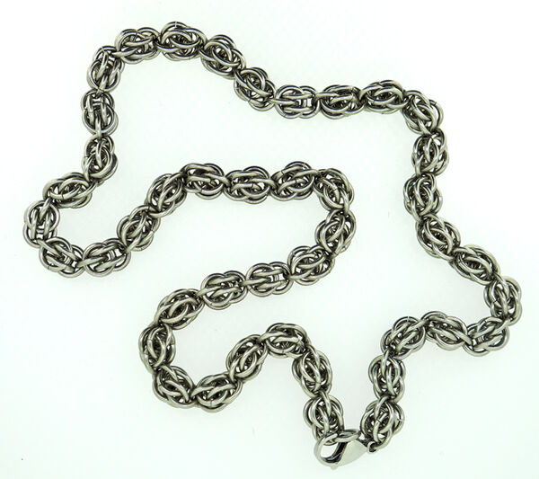 Sweet Pea Necklace