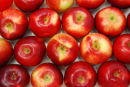 Apples red