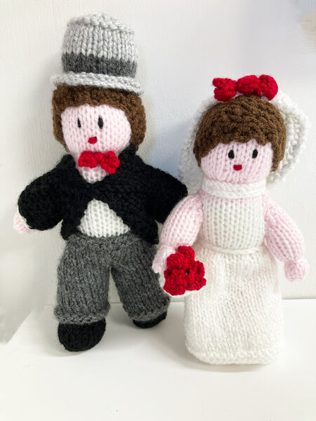 Knitted Bride and Groom