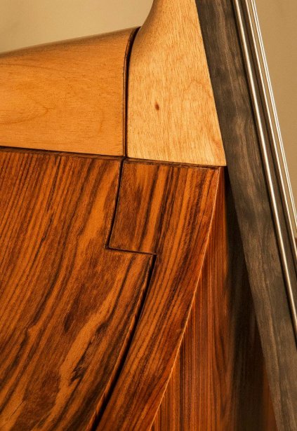 Double Bass Drinks Cabinet, Detail 6