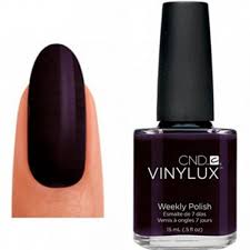 CND Vinylux Regally Yours #140 €12
