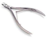 Beauty Couture Professional Stainless Steel Cuticle Nipper €11.95