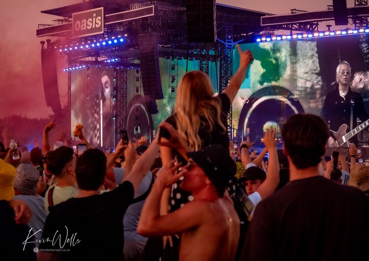 Oasis - Live '25 Homecoming Heaton Park Manchester