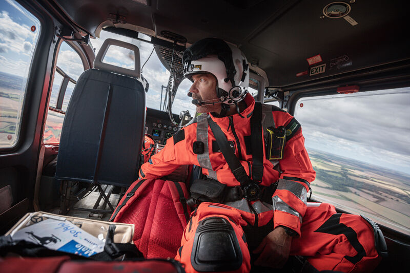 air ambulance, HEMs, helicopter, medical, rescue, aviation, pilot, doctor, emergency, photographer, tim wallace