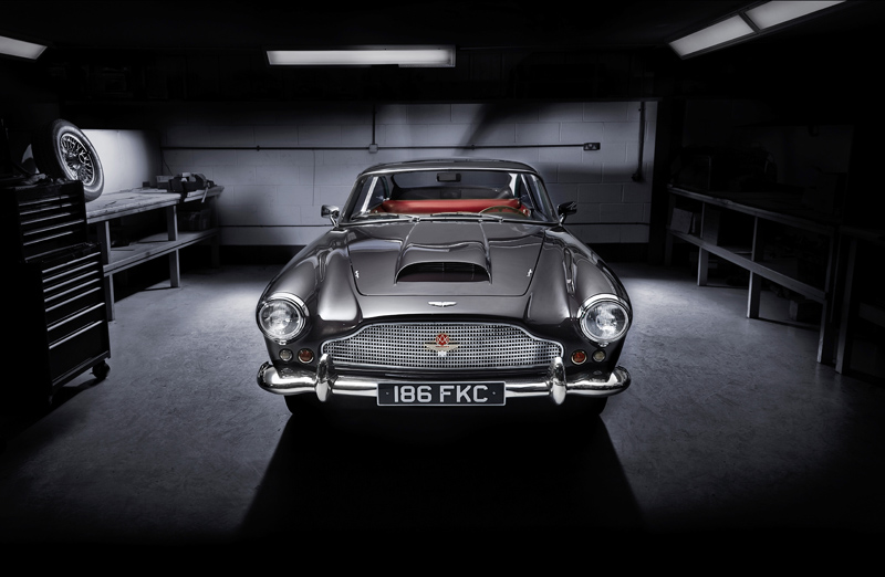 Aston Martin DB4