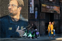 Klopp on the Wall