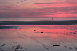 Red sky at Crosby